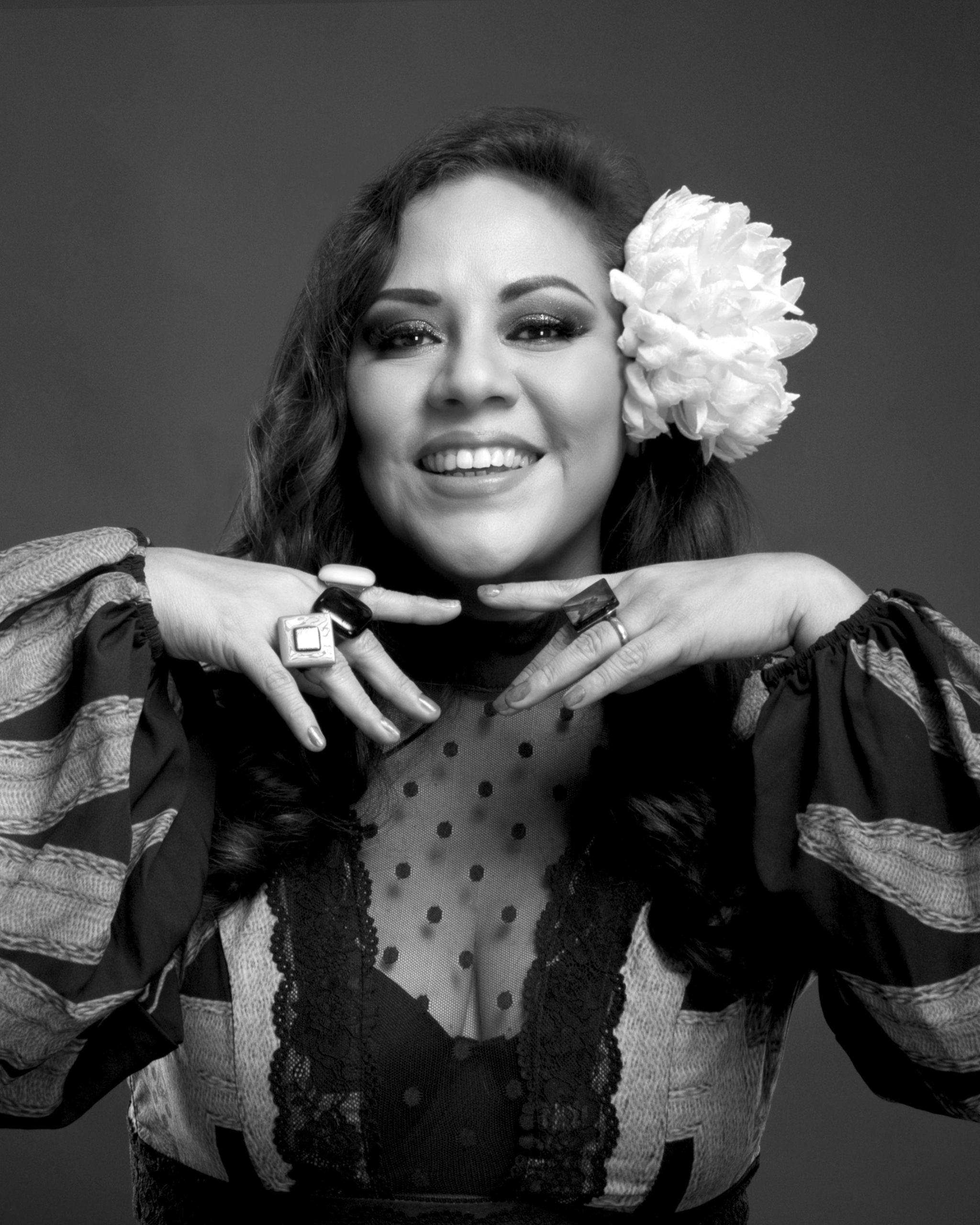 LORE AQUINO NACIMAHÍ